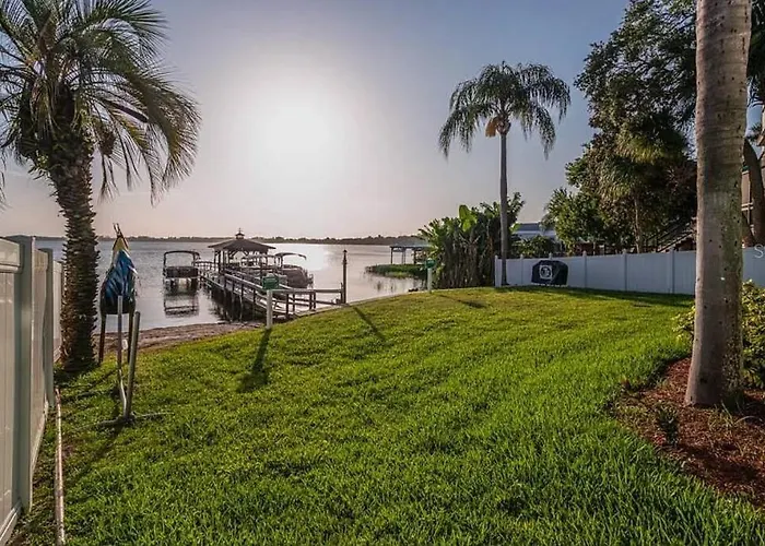 Lakefront Duplex With Pontoon Boat 2 Bedroom Home