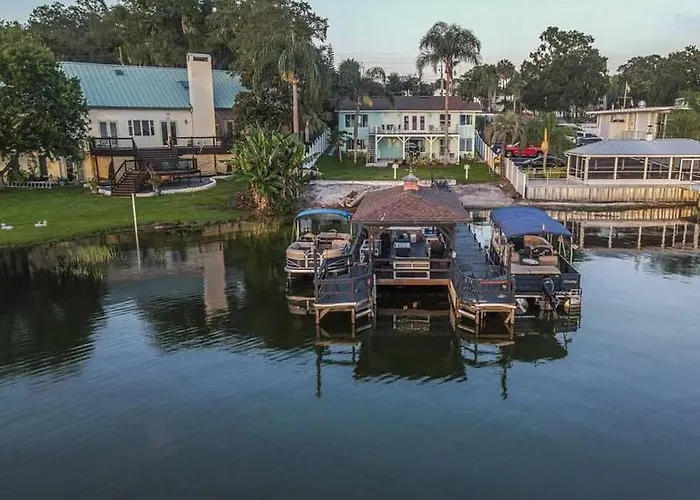 Lakefront Duplex With Pontoon Boat 2 Bedroom Home