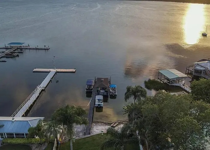 Lakefront Duplex With Pontoon Boat 2 Bedroom Home